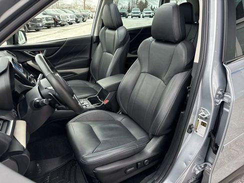 Used 2023 Subaru Forester Limited image 14