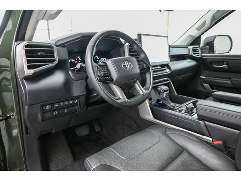 Used 2023 Toyota Tundra SR5 w/ SR5 Premium Package AWD/4WD image 31