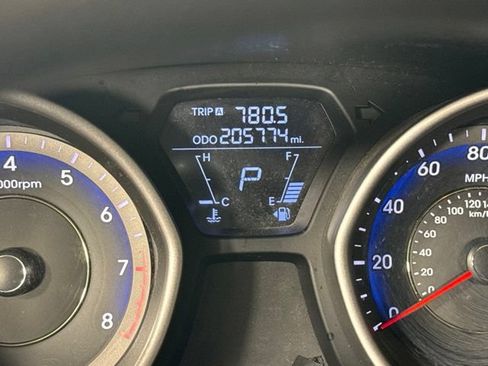 Used 2011 Hyundai Elantra GLS w/ Preferred Equipment Pkg 3 FWD image 20