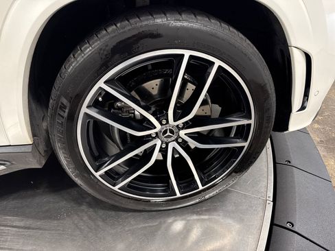 Used 2020 Mercedes-Benz GLS 580 4MATIC image 14