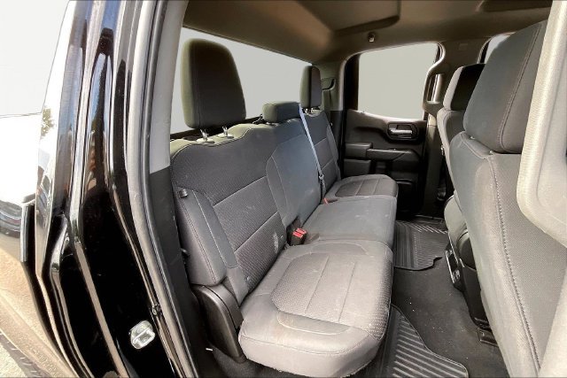 Used 2022 Chevrolet Silverado 1500 Custom AWD/4WD image 17