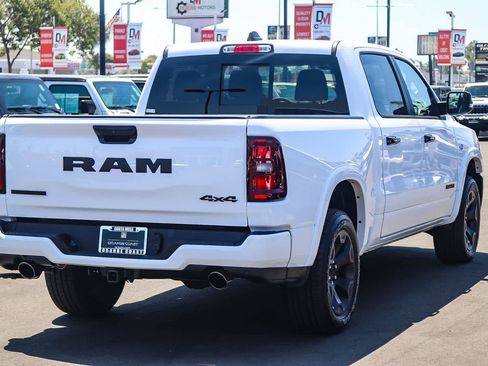 New 2026 RAM 1500 Big Horn AWD/4WD image 4