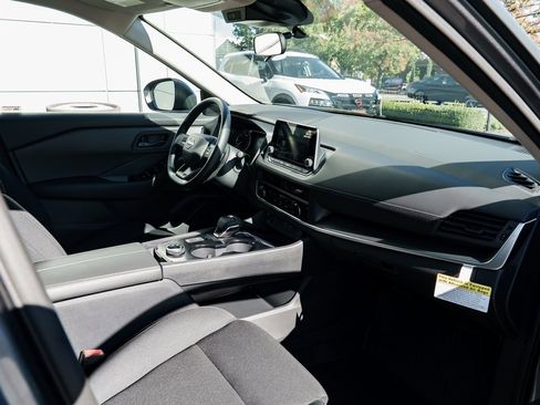 New 2026 Nissan Rogue S image 27