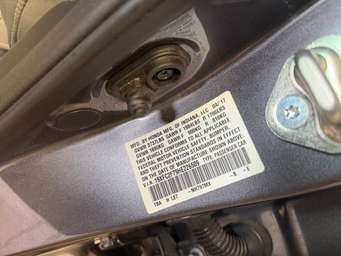 Used 2017 Honda Civic EX image 39