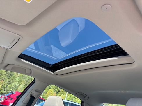 New 2025 Honda Accord SE image 19