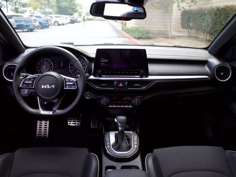 Used 2023 Kia Forte GT-Line w/ GT-Line Technology Package FWD image 14