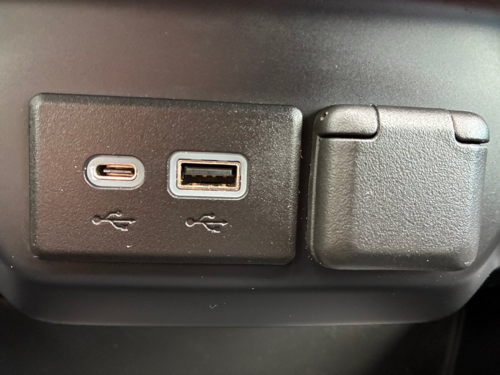 Used 2021 GMC Sierra 1500 Elevation RWD image 6