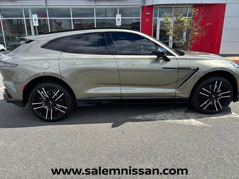 Used 2024 Aston Martin DBX 707 AWD/4WD image 8