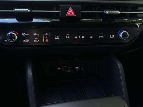 New 2026 Kia Sportage EX AWD/4WD image 32