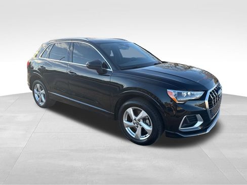 Used 2020 Audi Q3 2.0T Premium w/ Convenience Package image 8