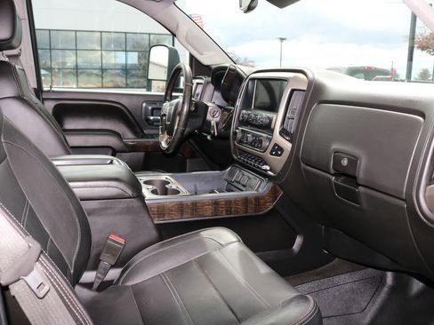 Used 2015 GMC Sierra 3500 Denali AWD/4WD image 21