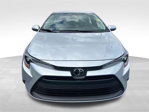 New 2026 Toyota Corolla LE FWD image 8