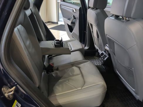 Used 2024 Audi Q3 2.0T Premium Plus w/ Premium Plus Package image 46