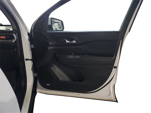 Used 2020 GMC Acadia SLT image 24