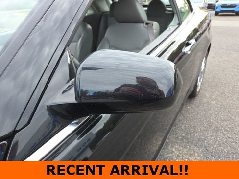 Used 2008 Chrysler Sebring Limited w/ Luxury Group image 16