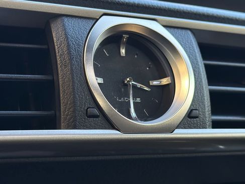 Used 2015 Lexus RC F image 24