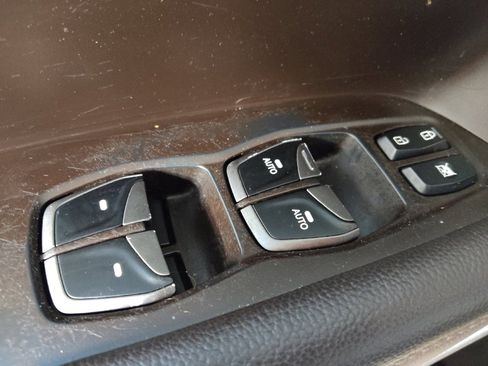 Used 2018 Hyundai Santa Fe Sport w/ 2.4L Value Package 02 image 27