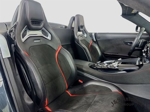 Used 2018 Mercedes-Benz AMG GT C image 36