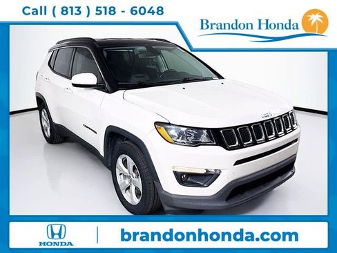 Used 2020 Jeep Compass Latitude w/ Popular Equipment Group FWD image 1