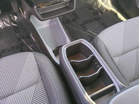 New 2027 Chevrolet Bolt LT FWD image 18