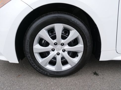 Used 2023 Toyota Corolla LE image 13