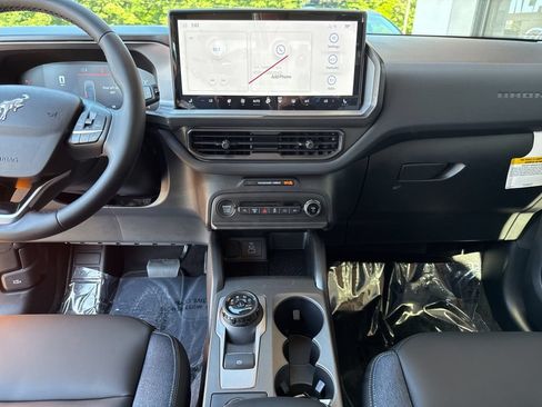 New 2026 Ford Bronco Sport Outer Banks AWD/4WD image 17
