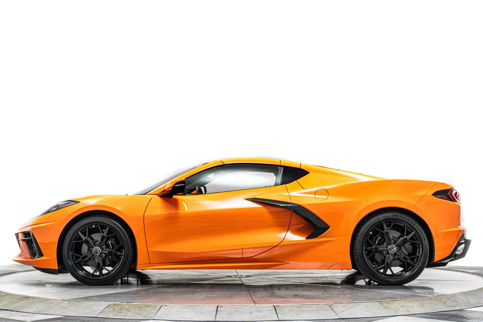Used 2023 Chevrolet Corvette Stingray Preferred Cpe w/ Battery Protection Package RWD image 6