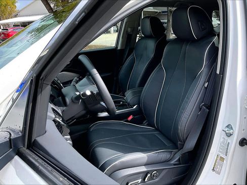 Certified 2026 Acura RDX SH-AWD w/ Advance Package image 8