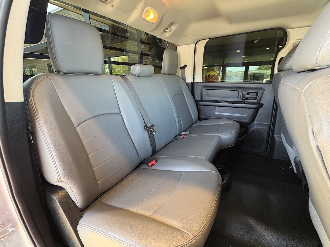 Used 2018 RAM 3500 Tradesman w/ Chrome Appearance Group AWD/4WD image 28