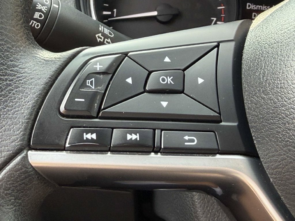Used 2019 Nissan Rogue S AWD/4WD image 21