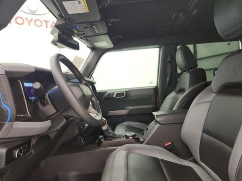 Used 2023 Ford Bronco Black Diamond image 14