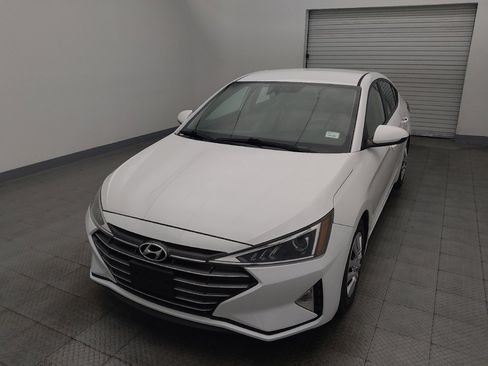 Used 2020 Hyundai Elantra SE image 15