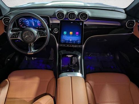 Certified 2025 Mercedes-Benz GLC 300 image 18