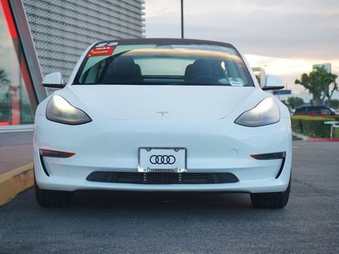 Used 2023 Tesla Model 3 Standard Range image 5