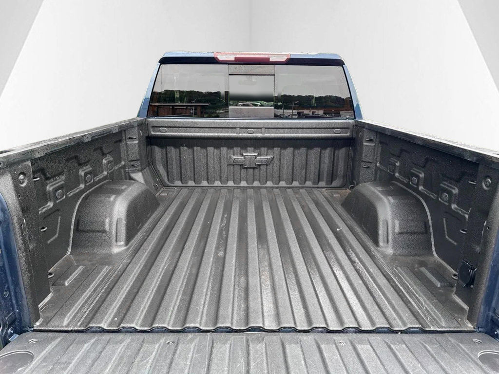 Used 2019 Chevrolet Silverado 1500 RST w/ True North Edition AWD/4WD image 9