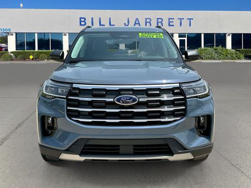 New 2026 Ford Explorer Active w/ Active Comfort Package RWD image 2