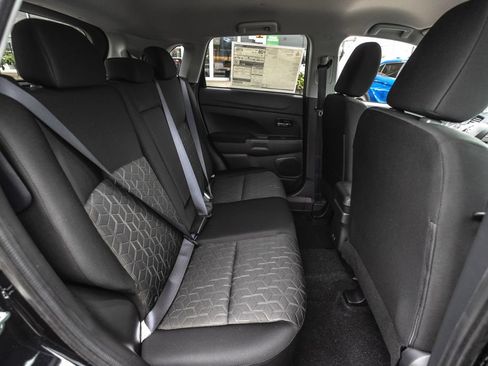New 2026 Mitsubishi Outlander Sport LE AWD/4WD image 37