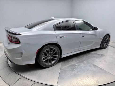 Used 2020 Dodge Charger Scat Pack RWD image 5
