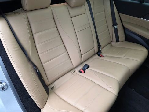 Used 2024 Mercedes-Benz GLE 450 4MATIC image 27