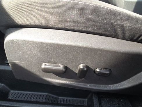 Used 2017 Ford C-MAX SE image 30