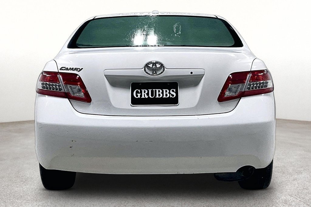 Used 2011 Toyota Camry FWD image 5