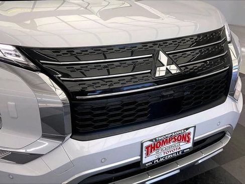 Used 2024 Mitsubishi Outlander SE AWD/4WD image 31