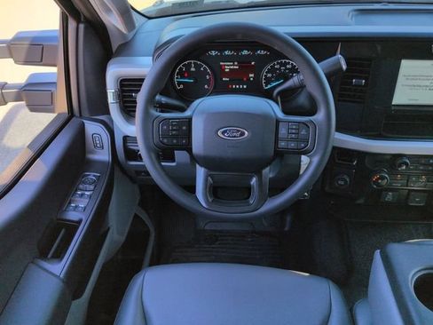 Used 2025 Ford F350 XL w/ XL Chrome Package RWD image 18