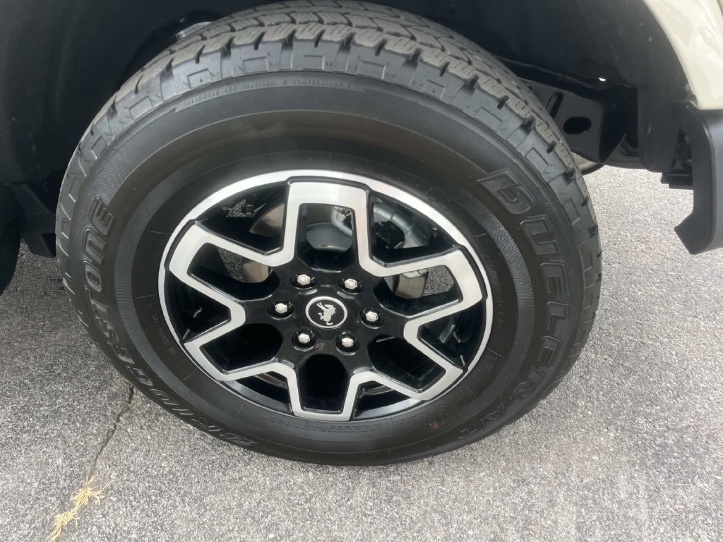 Used 2025 Ford Bronco Outer Banks AWD/4WD image 14