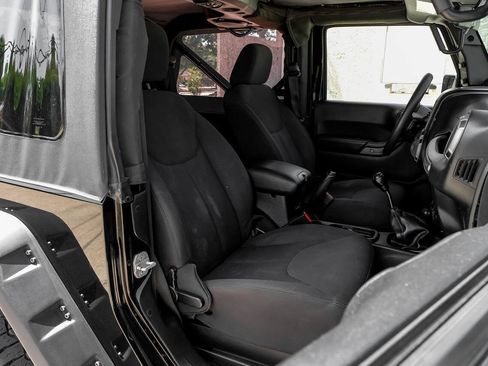 Used 2014 Jeep Wrangler Sport AWD/4WD image 33