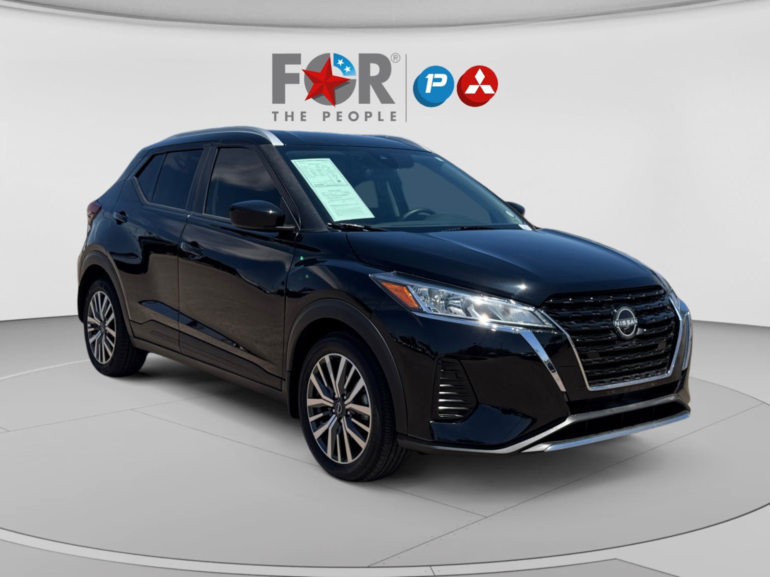 Used 2024 Nissan Kicks SV FWD image 7