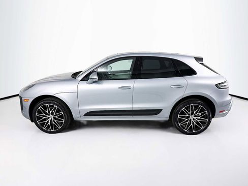 New 2026 Porsche Macan image 2