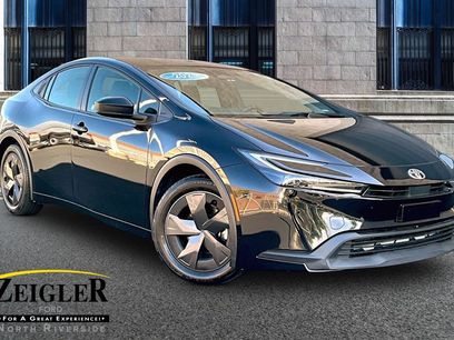 Used 2025 Toyota Prius LE