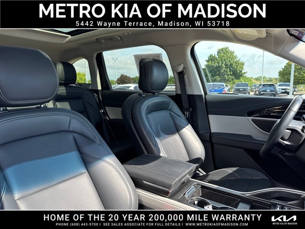 Used 2024 Lincoln Nautilus Premier w/ Equipment Group 102A AWD/4WD image 52