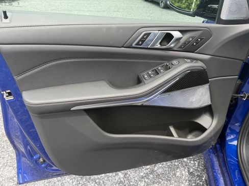 Used 2026 BMW X5 M60i AWD/4WD image 9
